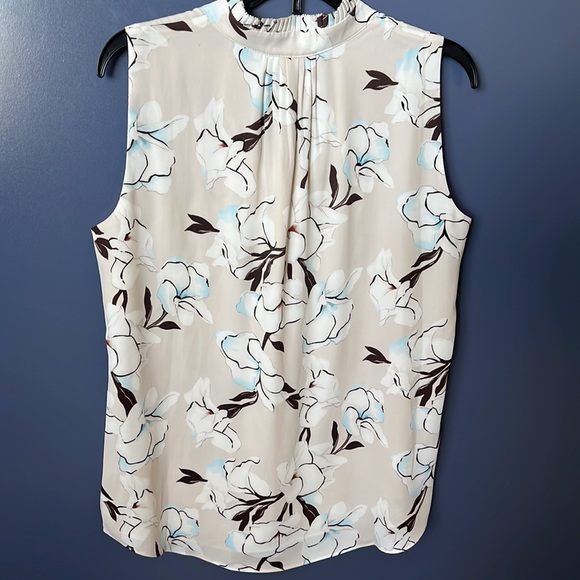 White House Black Market Sleeveless Ruffle Neck Floral Blouse - Picture 3 of 5